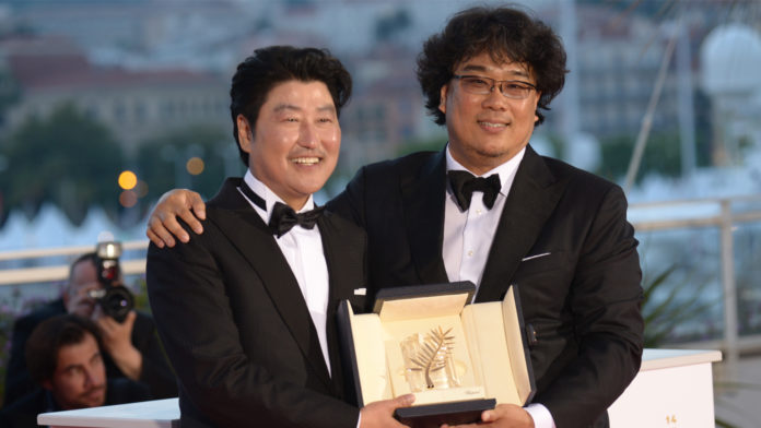 Bong Joon-Ho (r) und sein Hauptdarsteller Kang-Ho Song